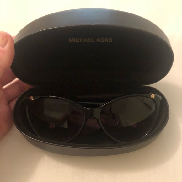 Michael Kors Sunglasses - Picture 4 of 4